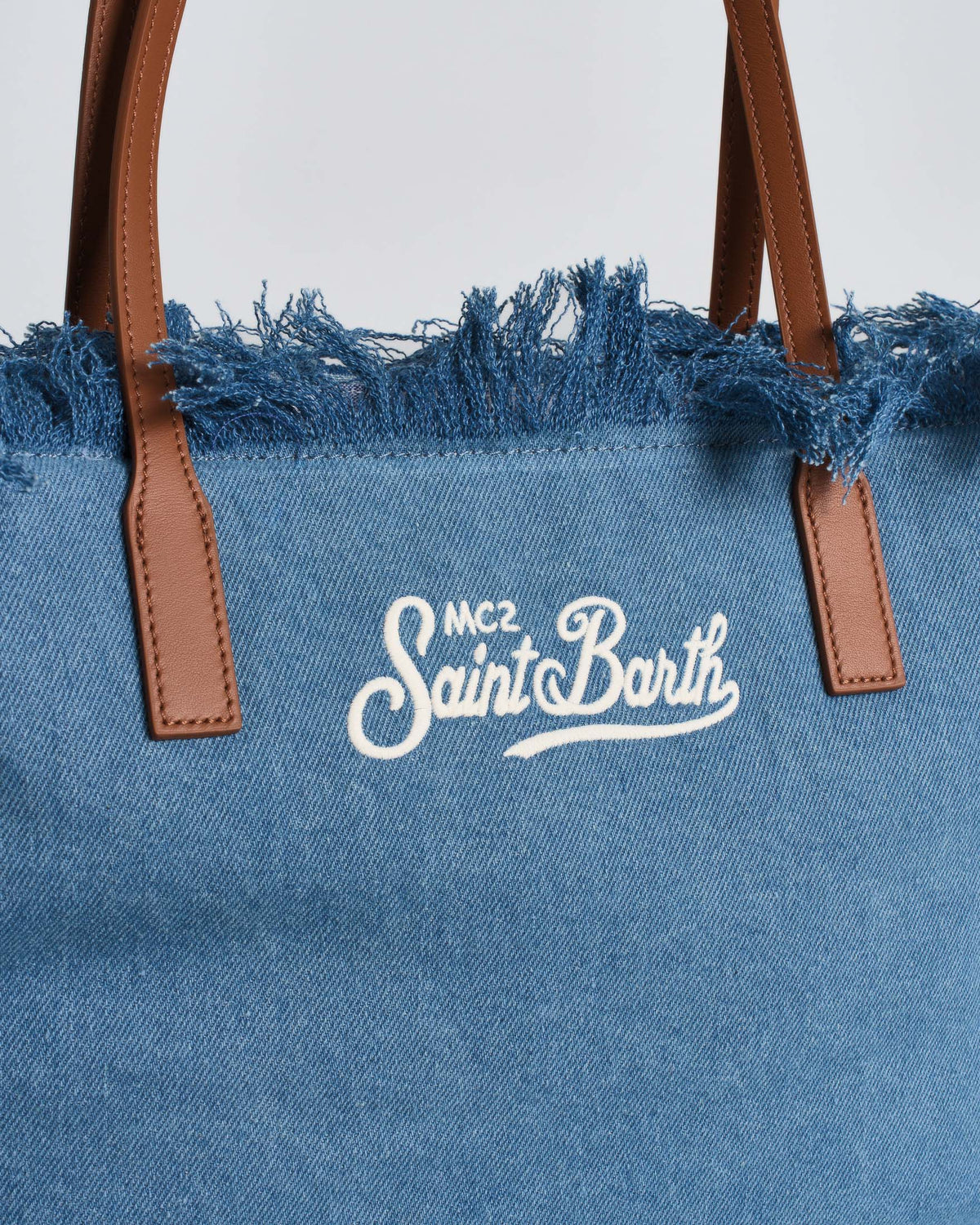 Saint Barth SAINT BARTH Borsa City Medium in denim blu con chiusura a zip e frange - foto 2 - Tommaseo Clothing