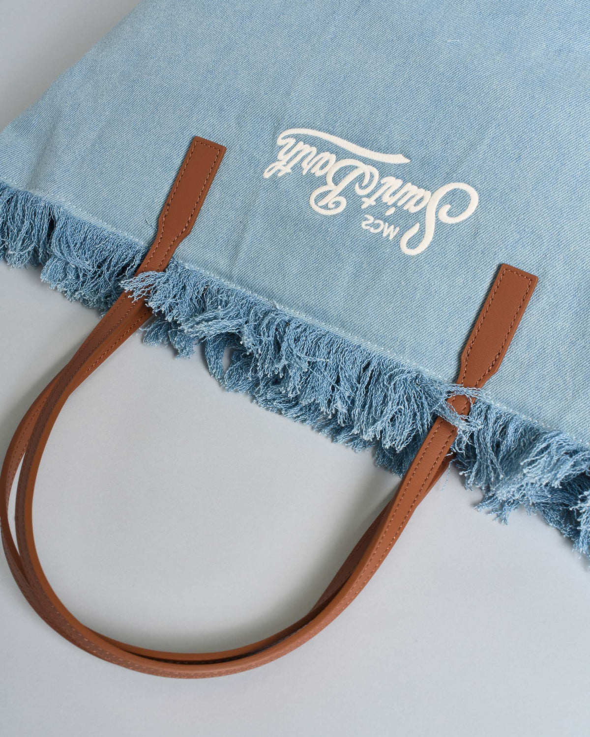 Saint Barth SAINT BARTH Borsa City Medium in cotone effetto denim blu chiaro con chiusura a zip e frange - foto 2 - Tomm