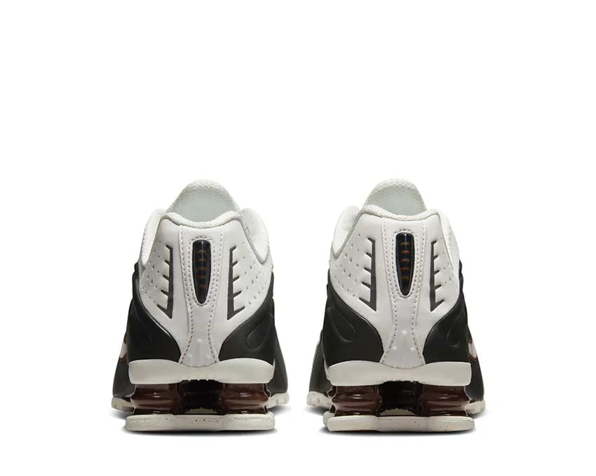 NIKE Shox R4 Sail Black Bianca/Nera