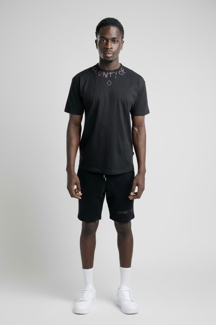 COUNTY OF MILAN Marcelo Burlon Completino Con Stampa Logo su T-Shirt e Pantaloncino Nero/Bordeaux