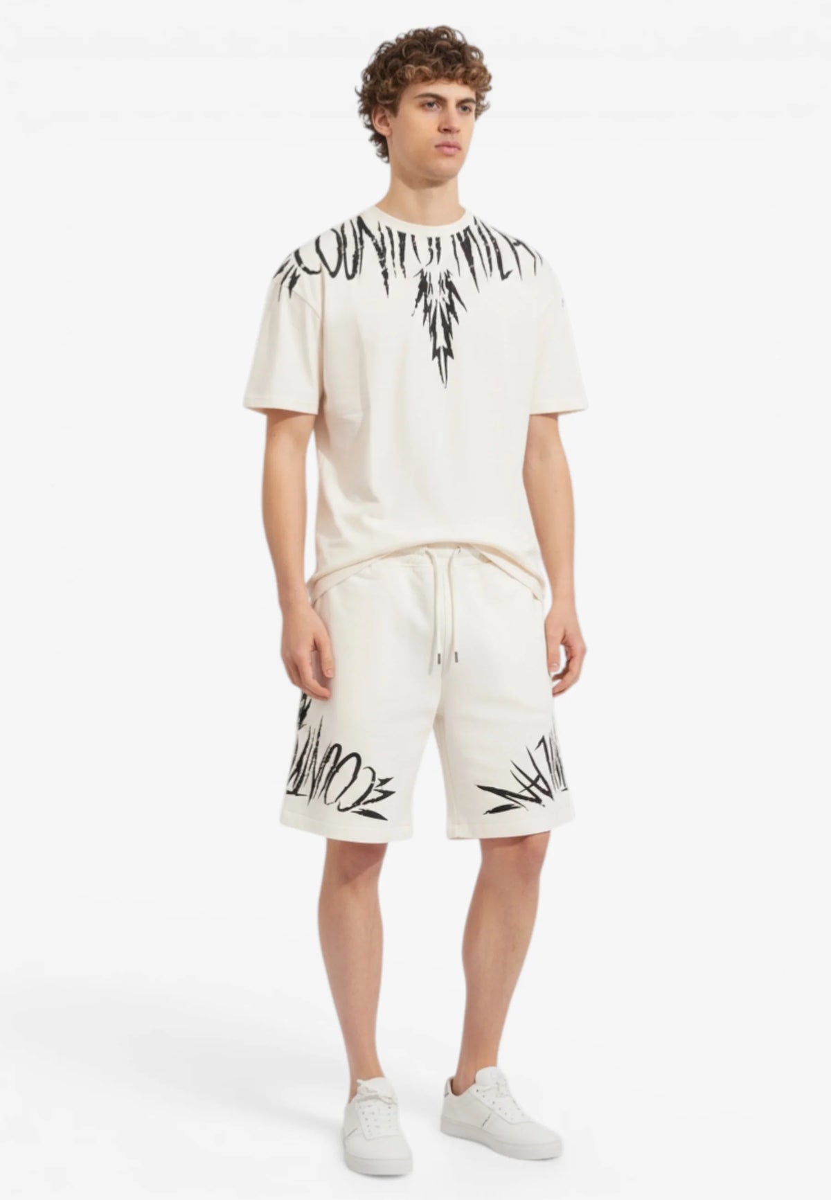 County of milan COUNTY OF MILAN Completino Marcelo Burlon T-Shirt e Pantaloncino Bianco Stampa Logo Nero - foto 2 - Tomm