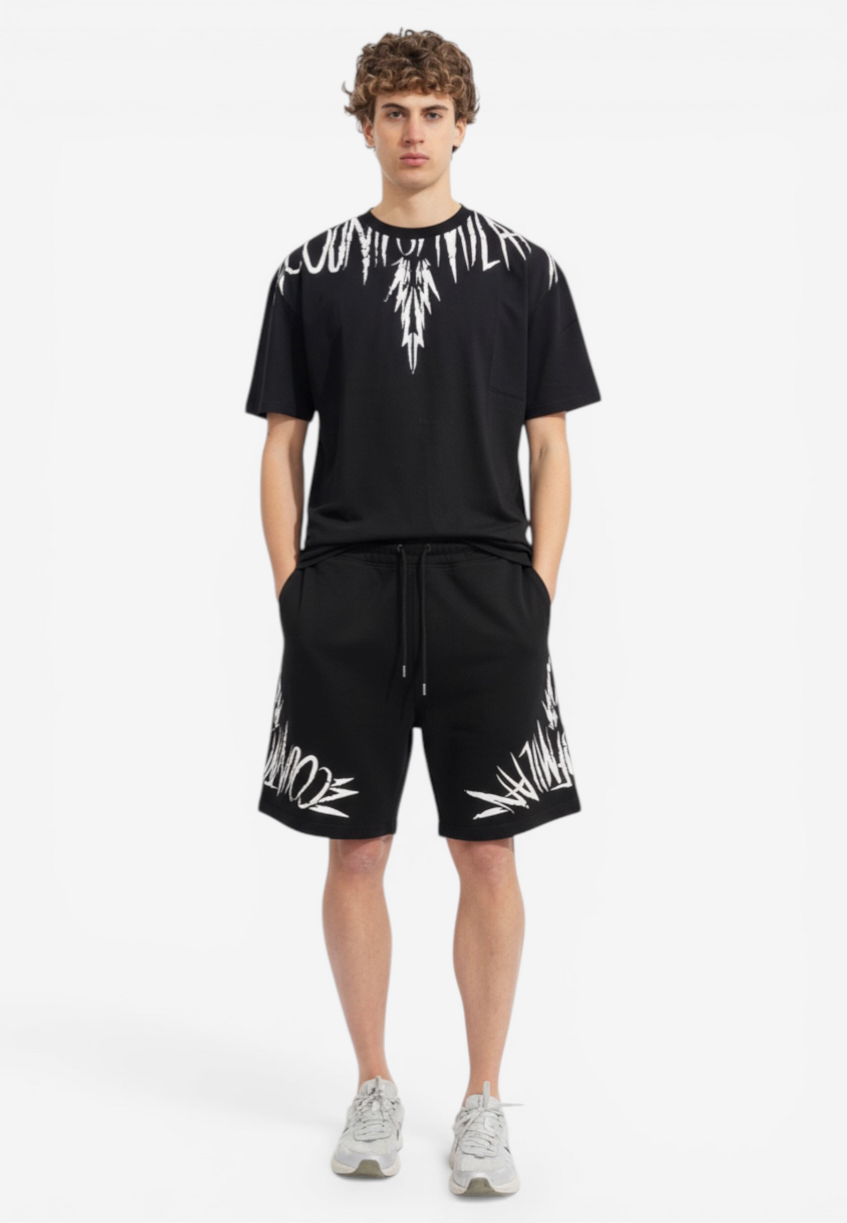 County of milan COUNTY OF MILAN Completino Marcelo Burlon T-Shirt e Pantaloncino Nero Stampa Logo Bianco - COMPLETINO -
