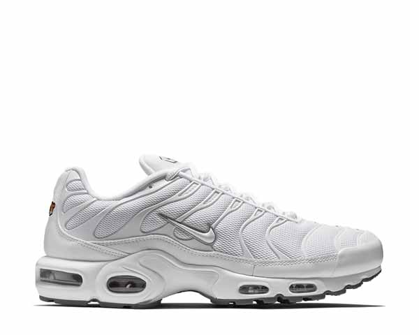 AIR MAX PLUS