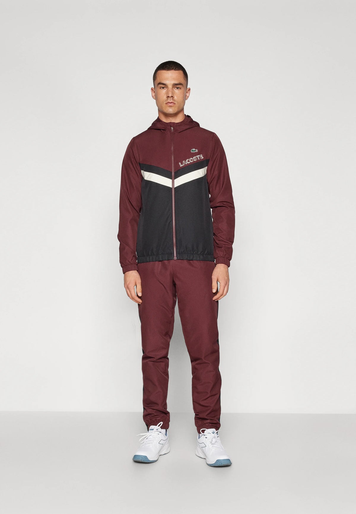 Lacoste LACOSTE Tuta Leggera In Microfibra Con Zip Senza Cappuccio Bordeux/Nera/Bianca - Tuta completa - Tommaseo Clothi