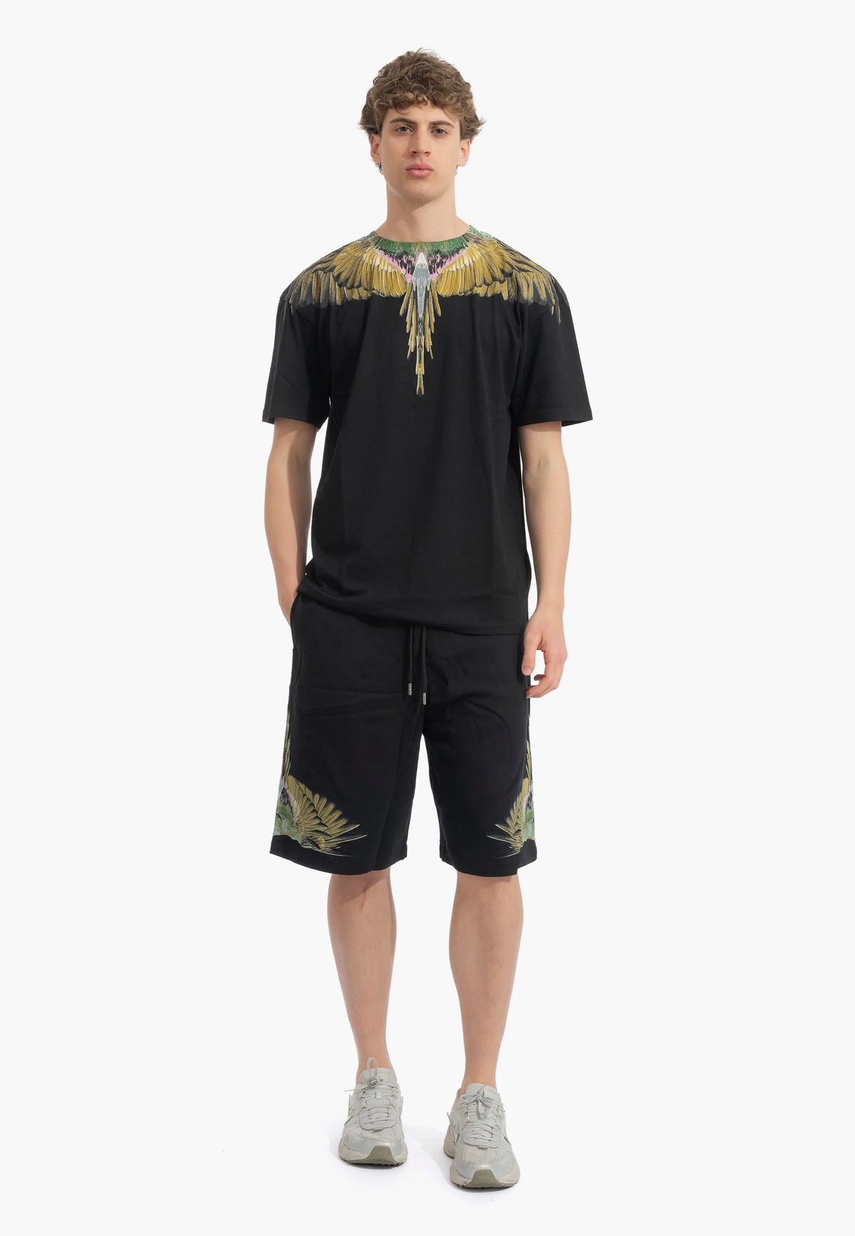 COUNTY OF MILAN Completino Marcelo Burlon T-Shirt Nera e Pantaloncino Nero Ali Verdi