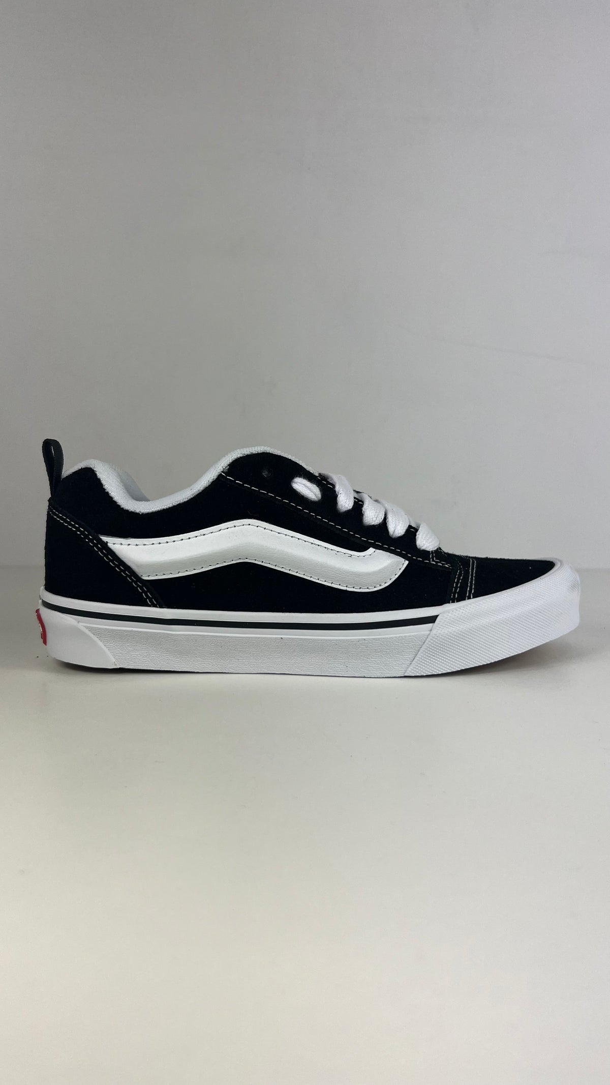 VANS Scarpa In Tela Knu Skool Nera/Bianca