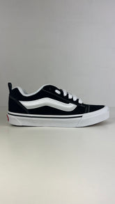 VANS Scarpa In Tela Knu Skool Nera/Bianca