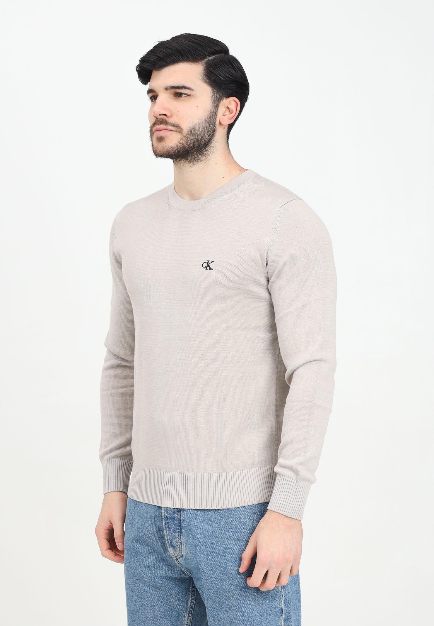 MODERN CREW NECK SWEATER
