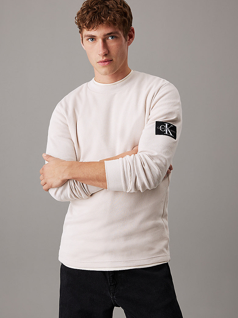 BADGE WAFFLE LS TEE