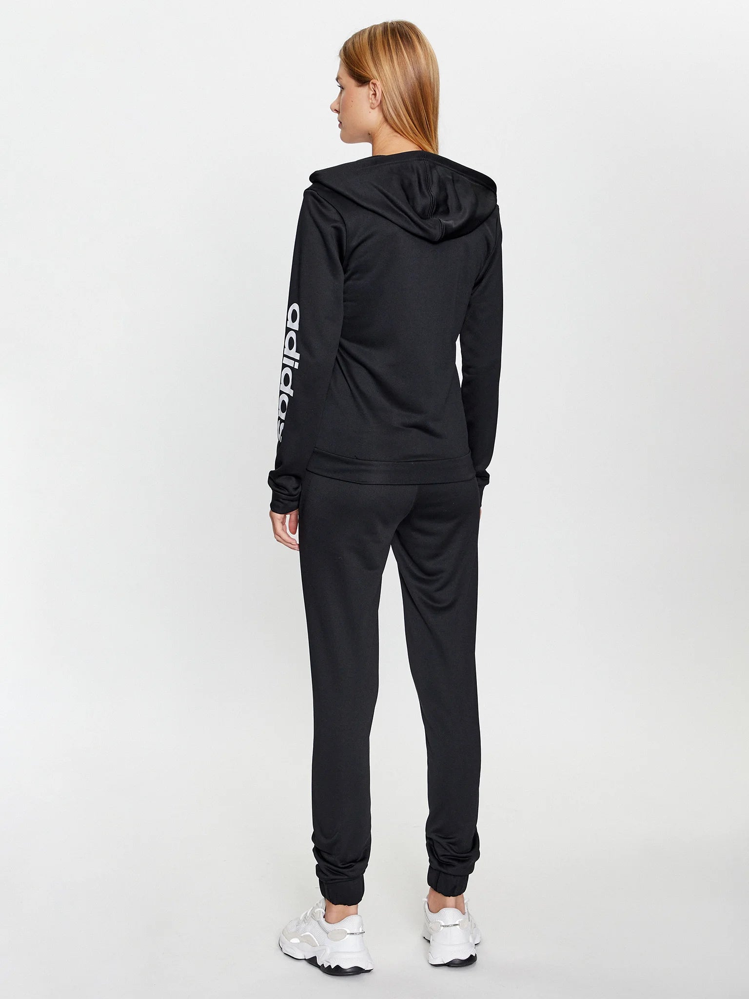 TUTA ADIDAS BASIC NERA UNICOLOR