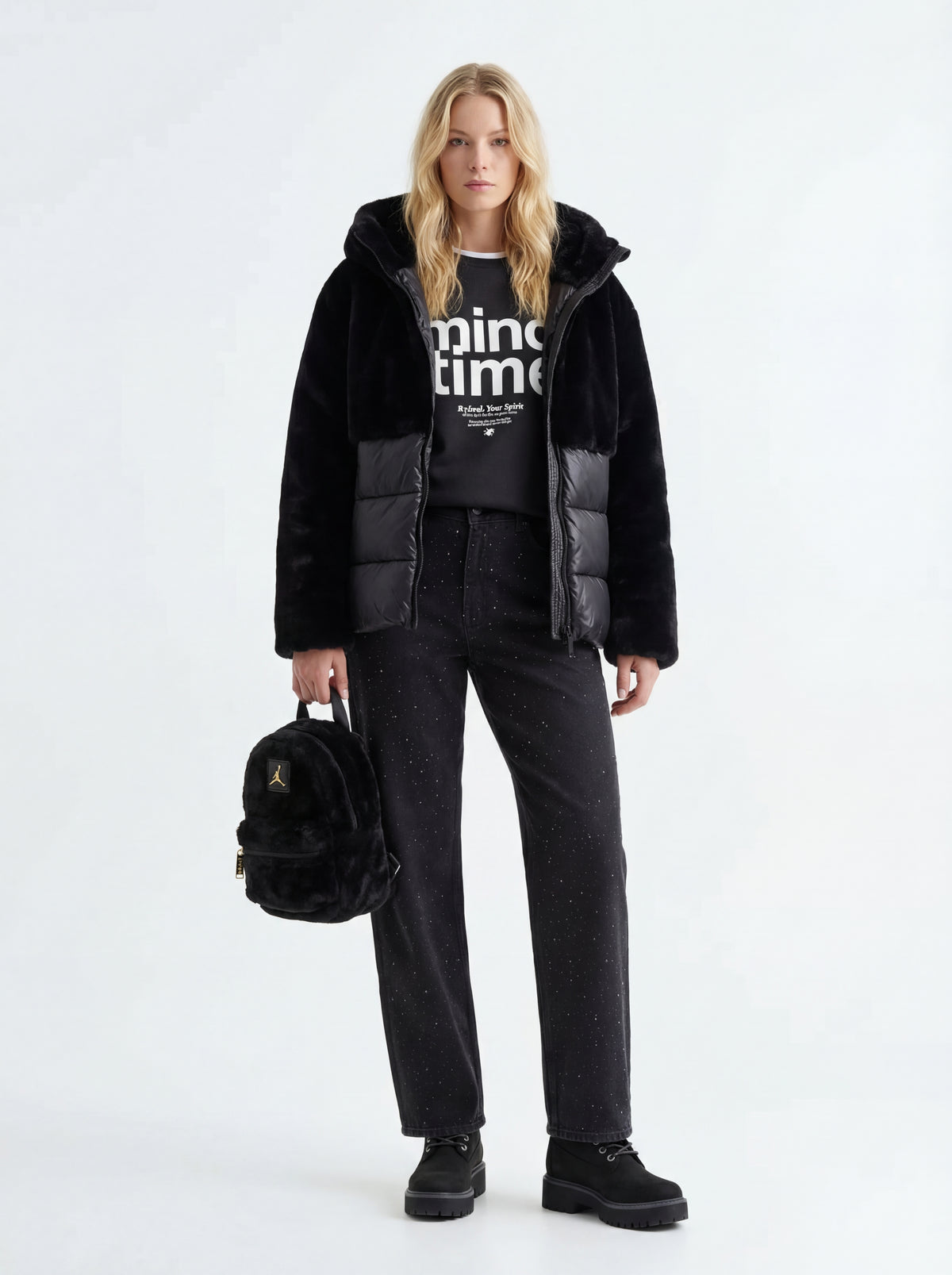 Timberland Platform Nera + JJXX DONNA JXMIMI + JJXX JXTOKYO JEANS + Blauer Giubbotto Donna + Jordan Zaino MiniBackpack - 01