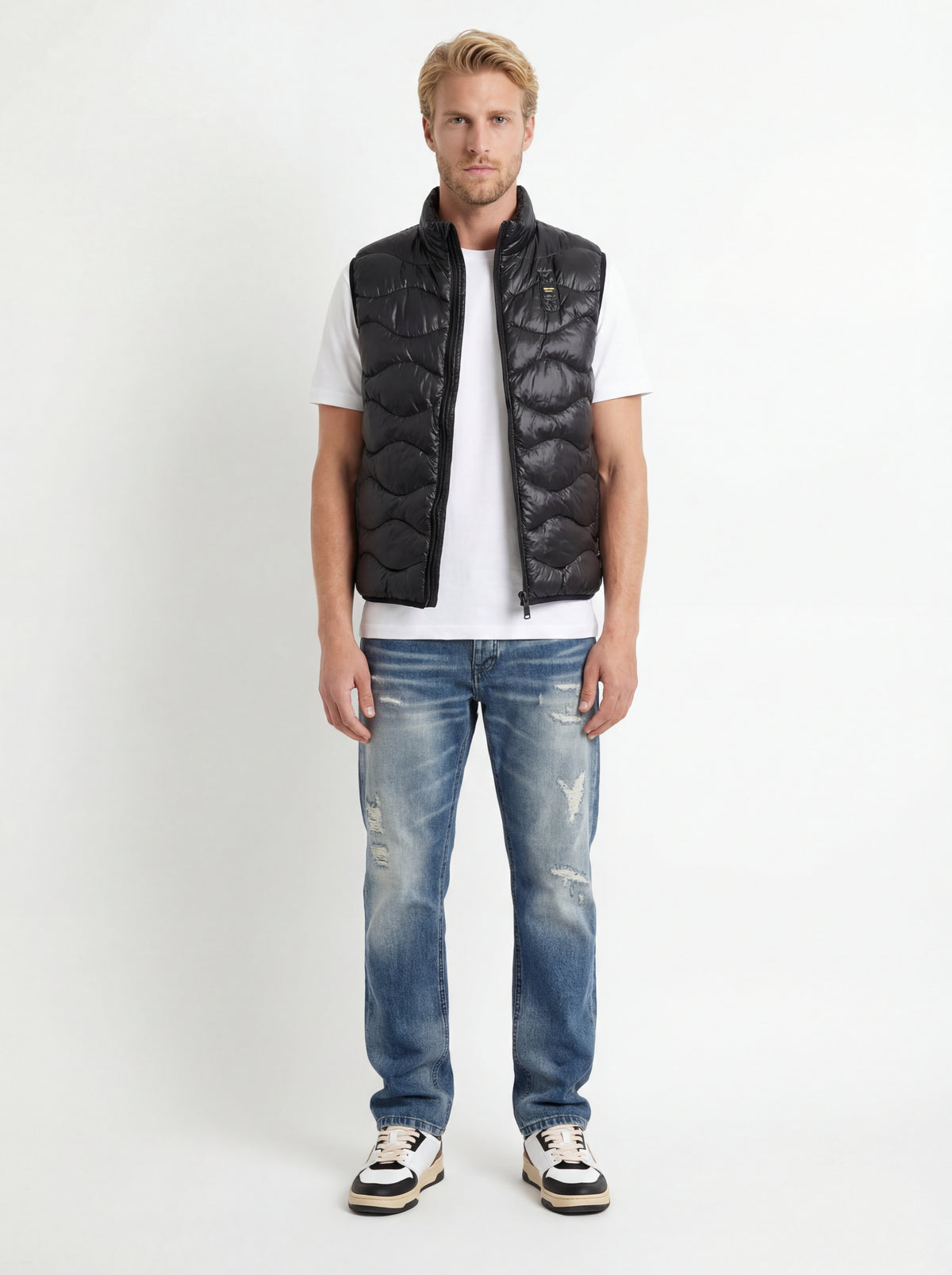 ORTO Sneakers In + Blauer Smanicato Ondulato + Soldier Jeans Baggy - 01