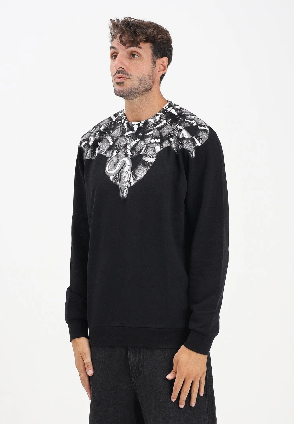 MARCELO BURLON COUNTY OF MILAN Felpa girocollo nera da uomo con stampa serpente Nera/Grigia