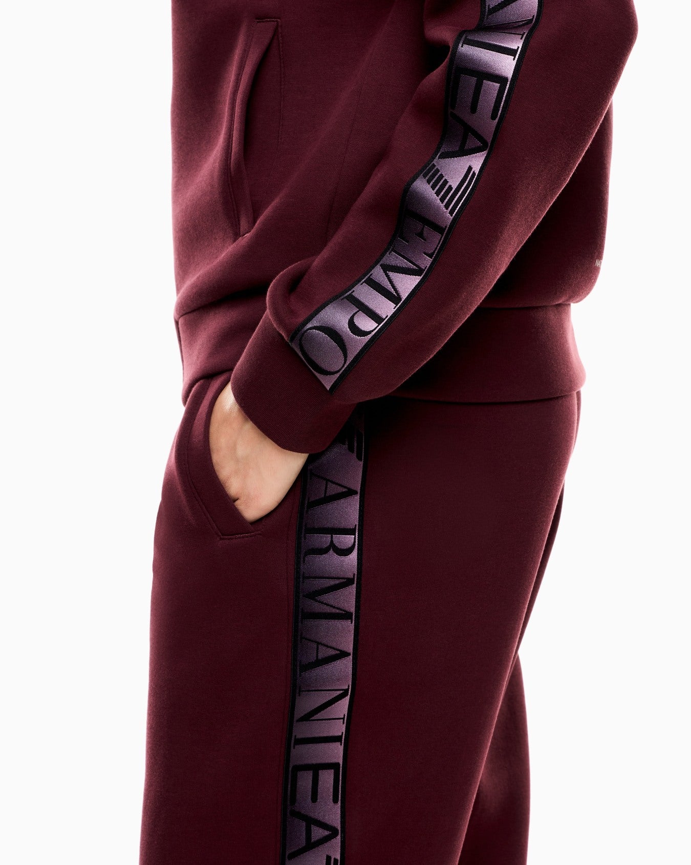 EMPORIO ARMANI DONNA TUTA DYNAMIC ATHLETE IN TESSUTO TECNICO NATURAL VENTUS7 BORDEAUX