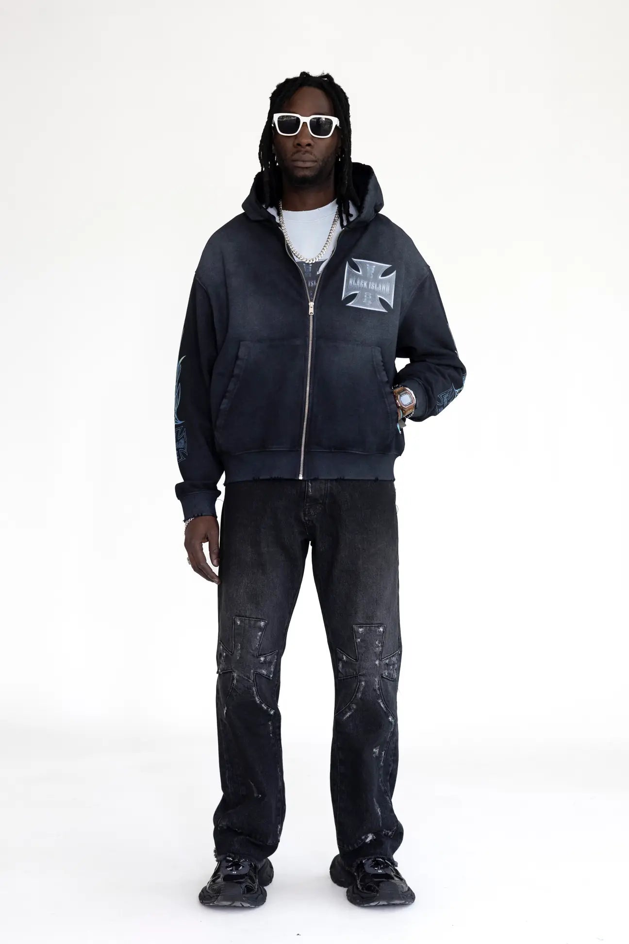 BLACK ISLAND Felpa Con Zip e Cappuccio Con Stampa Croce Fronte e Retro Stone Wash Nera