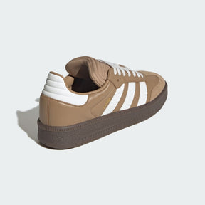 ADIDAS Samba XLG Uomo Sneakers In Pelle Con Camoscio Sulla Punta Con Suola In Gomma A Contrasto Marrone Con Strisce Beige