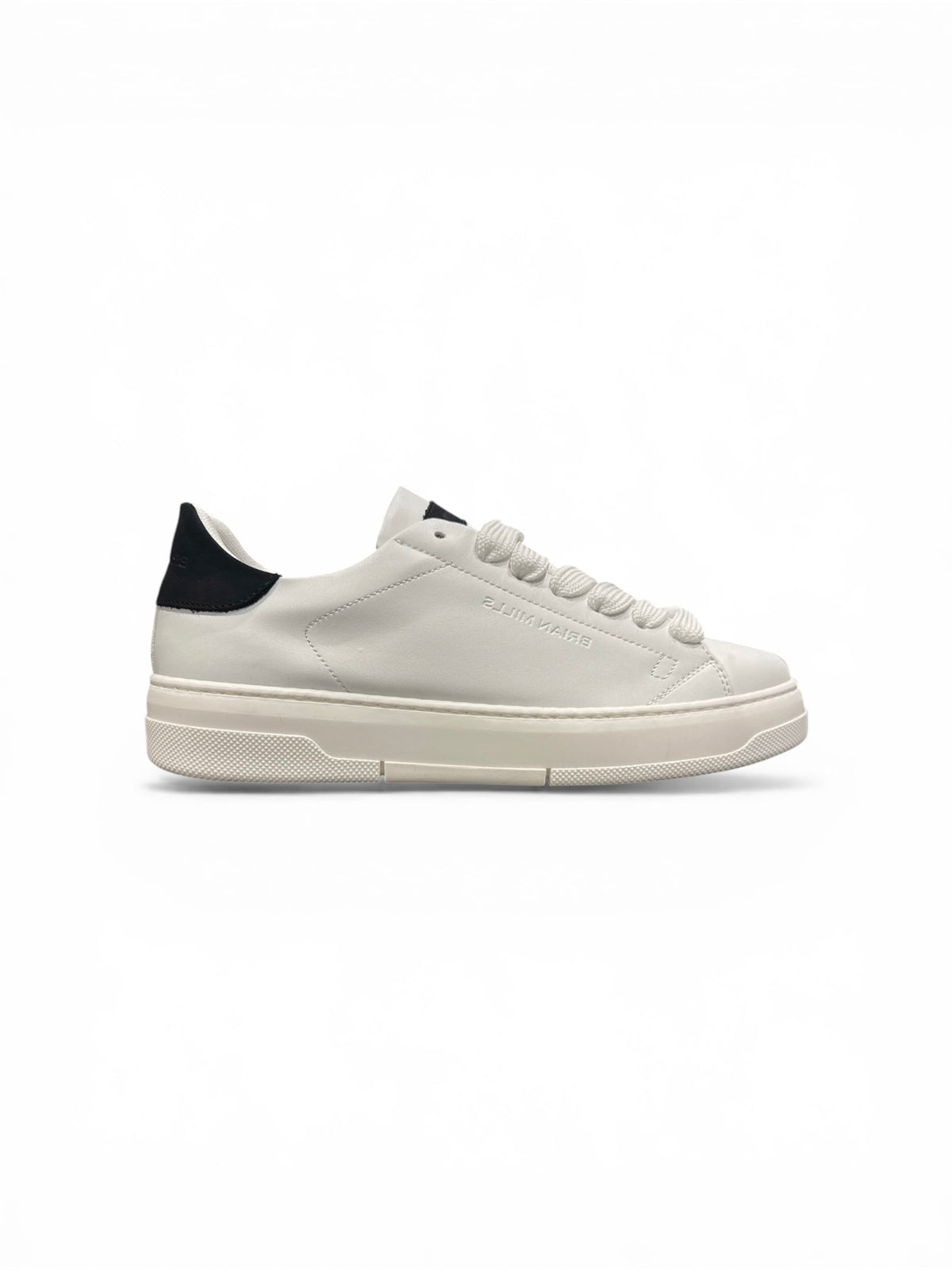 BRIAN MILLS Sneakers in Pelle Made in Italy Bianca Con Talloncino Nero