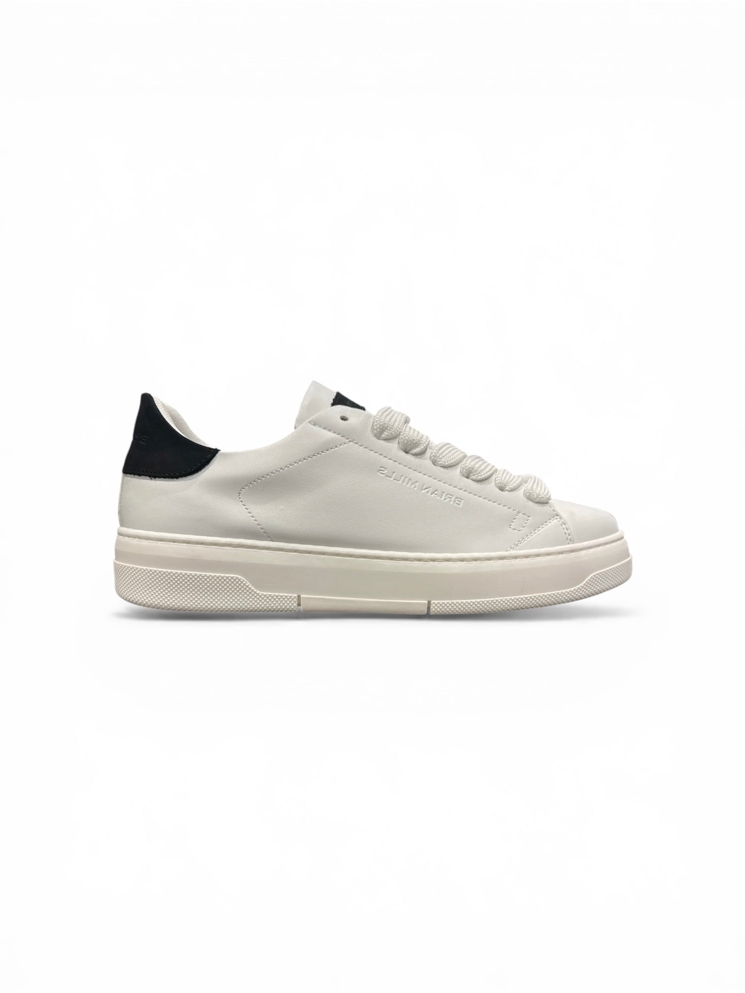 BRIAN MILLS Sneakers in Pelle Made in Italy Bianca Con Talloncino Nero