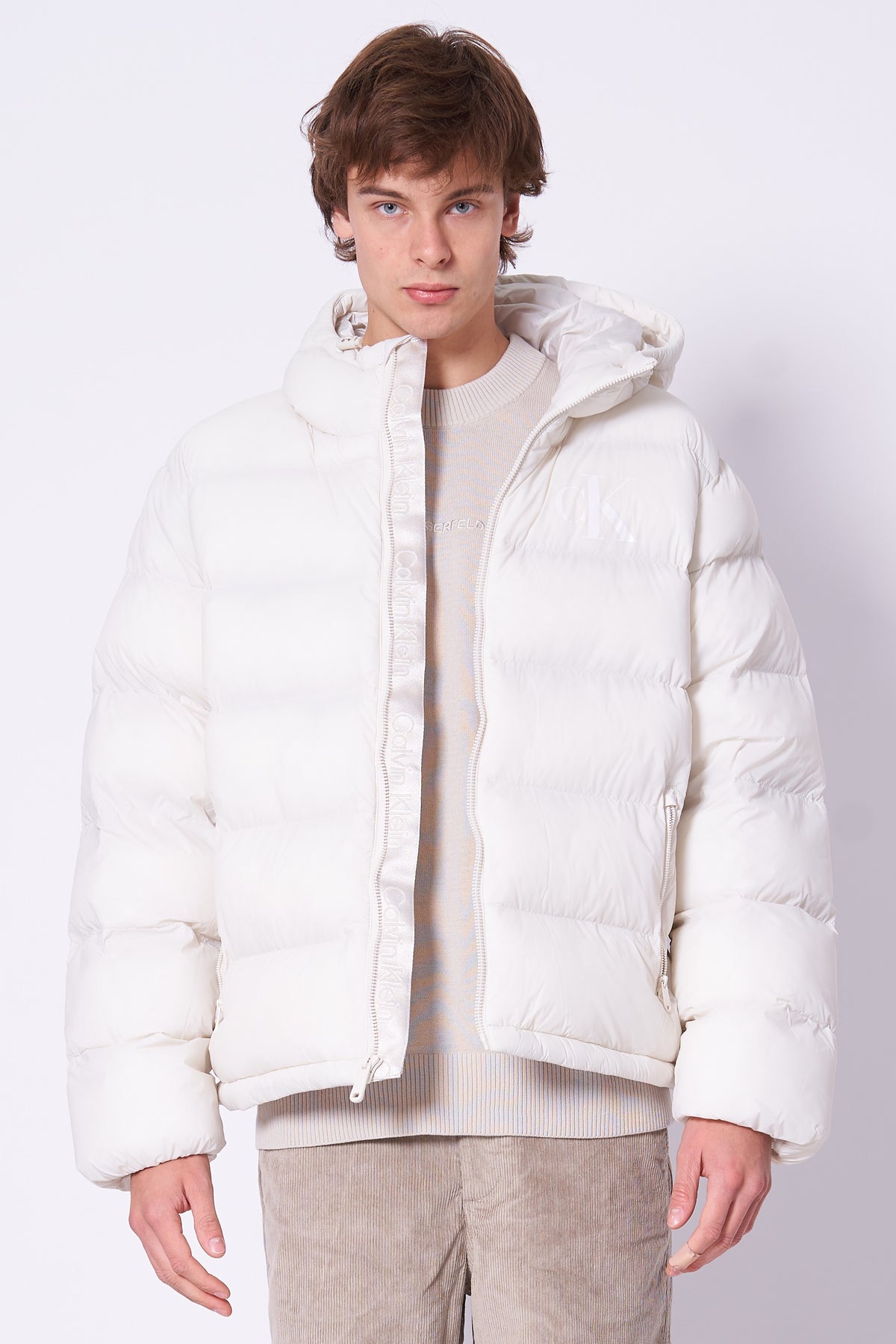 CALVIN KLEIN Giubbotto Invernale Con Logo Sul Petto Grande Bianco