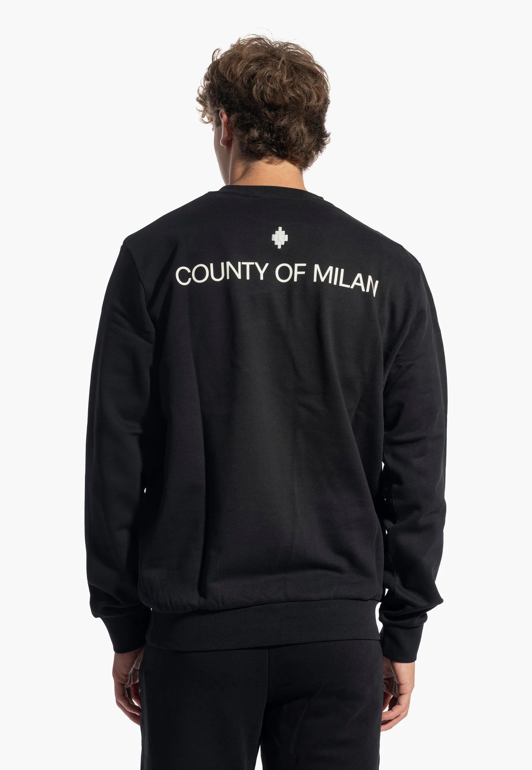 COUNTY OF MILAN Felpa Girocollo Marcelo Burlon Nara Con Logo Ricamato e Stampa Retro