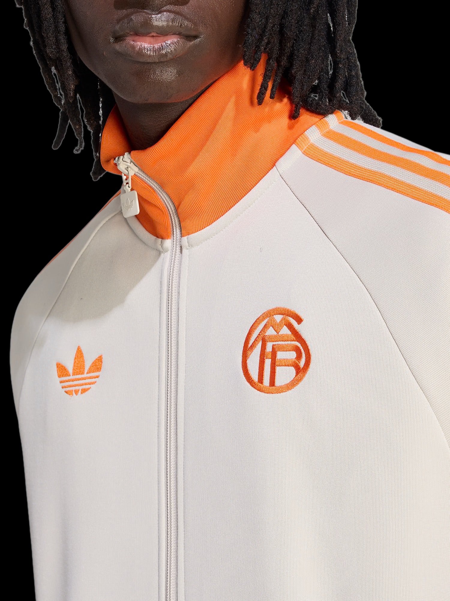 ADIDAS ORIGINALS Tuta Bayern Monaco Acetata Pantalone Fondo Largo Beige/Arancione