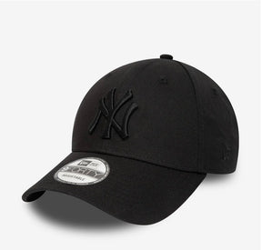 NEW ERA Cappello Nero Visiera Curva