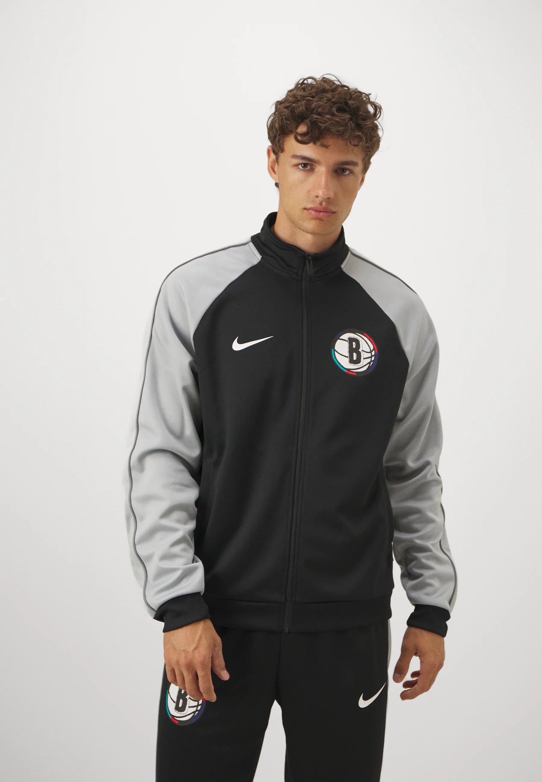 NIKE NBA x BROOKLYN NETS Tuta Acetata Nera e Grigia