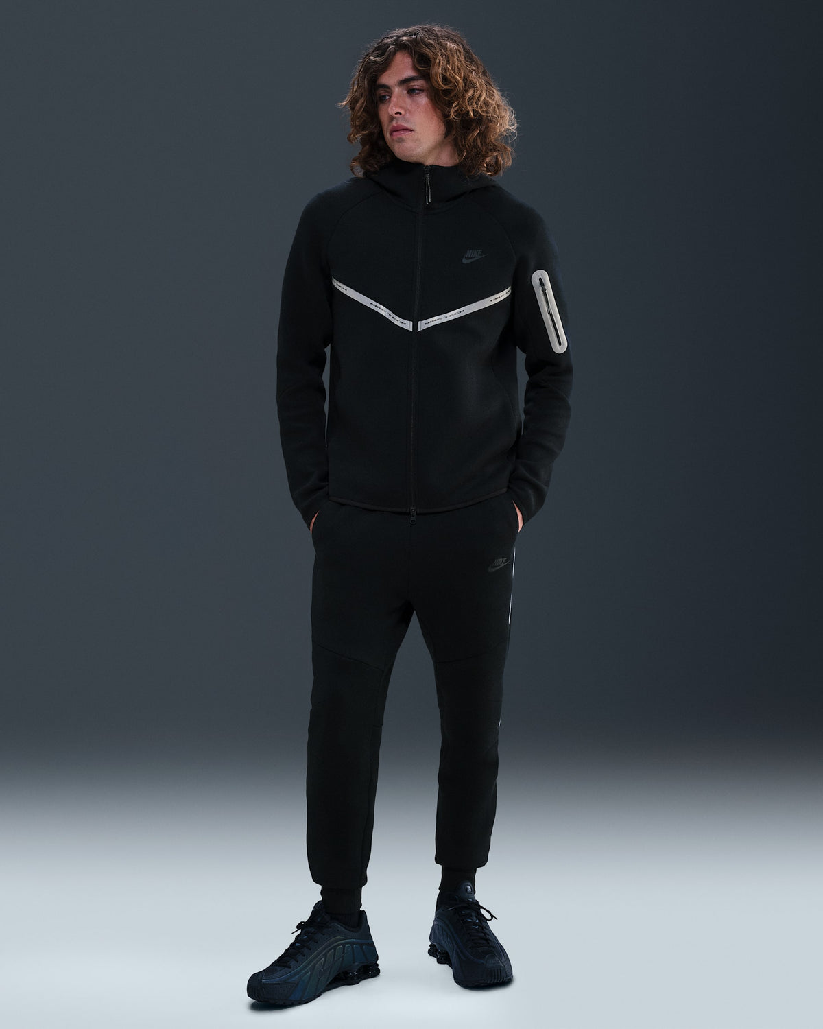 NIKE Tuta Tech Fleece Con Cappuccio Nero Banda Bianca