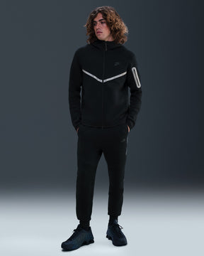 NIKE Tuta Tech Fleece Con Cappuccio Nero Banda Bianca