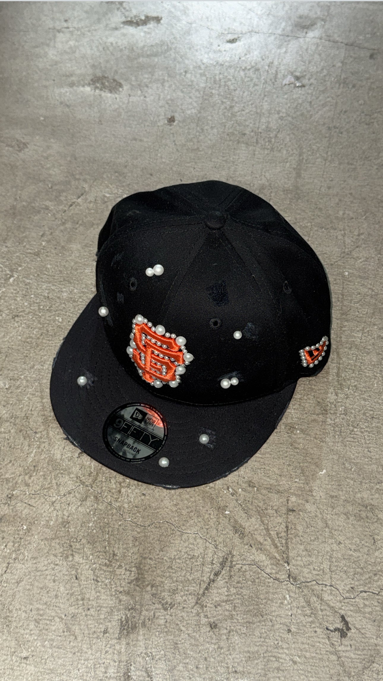 NEW ERA CUSTOM Cappello Visiera Piatta San Francisco Con Perle Nero/Arancione