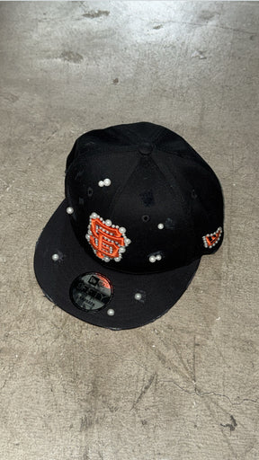 NEW ERA CUSTOM Cappello Visiera Piatta San Francisco Con Perle Nero/Arancione