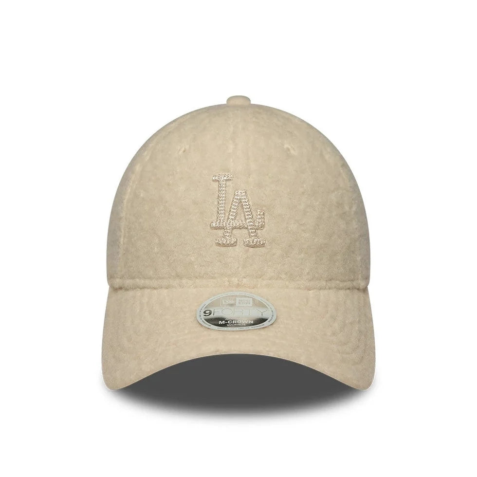 NEW ERA 9FORTY Cappello Pelliccia Logo LA Beige