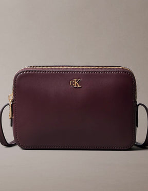 BORSA CALVIN KLEIN DONNA Con Elementi Metallici Con Logo Monogramma Bordeaux