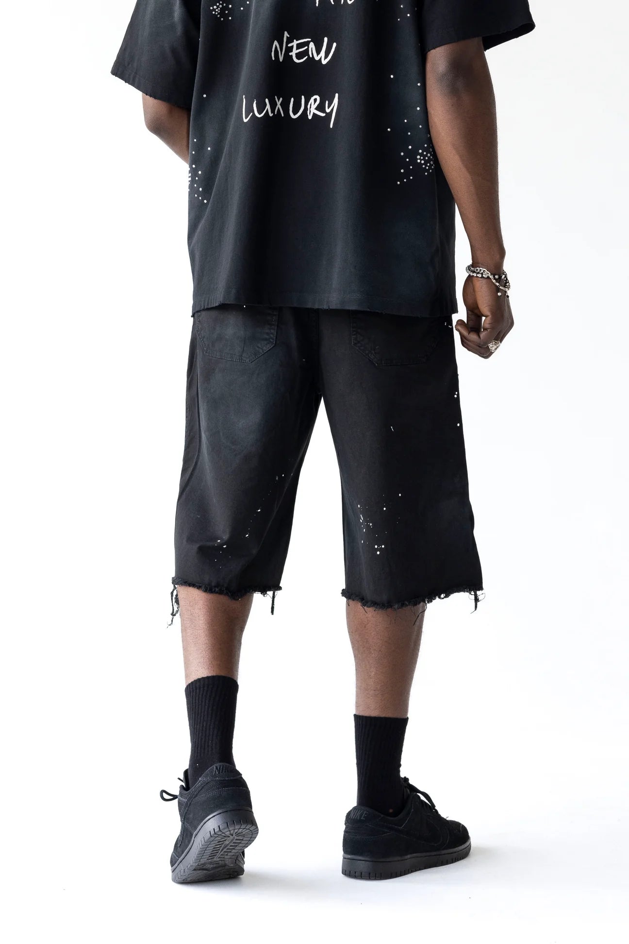 BLACK ISLAND Bermuda Jeans Jorts Con Dettagli Croci in Rilievo Nero Stone Wash