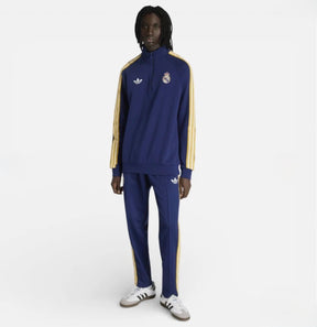 ADIDAS ORIGINALS Tuta Completa Real Madrid Mezza Zip Blu con Strisce Bianche/Gialle