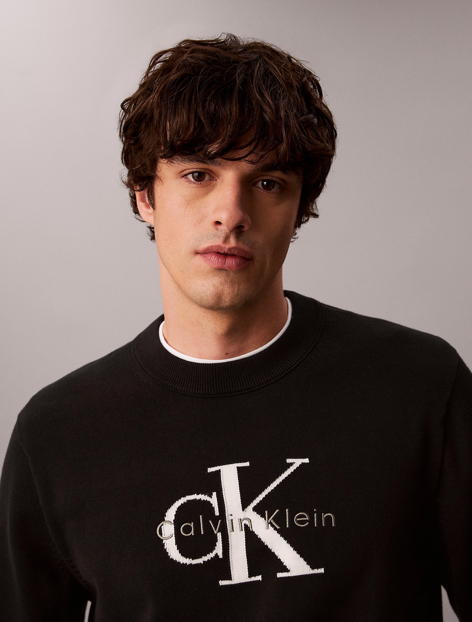 CALVIN KLEIN Maglioncino Relaxed Fit Con Logo Frontale Grande Nero