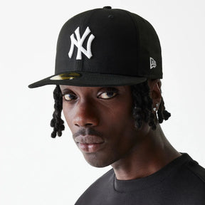 NEW ERA Cappello con visiera 59 FIFTY Fitted New York Yankees Nero Con Logo Ricamato