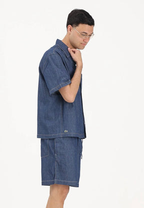 LACOSTE Coordinato Jeansato Camicia Mezze Maniche e Pantaloncino Jeansato Scuro