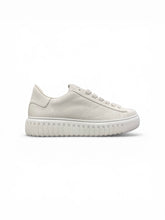 BRIAN MILLS Sneaker In Pelle Con Suola Alta Bianca SS26