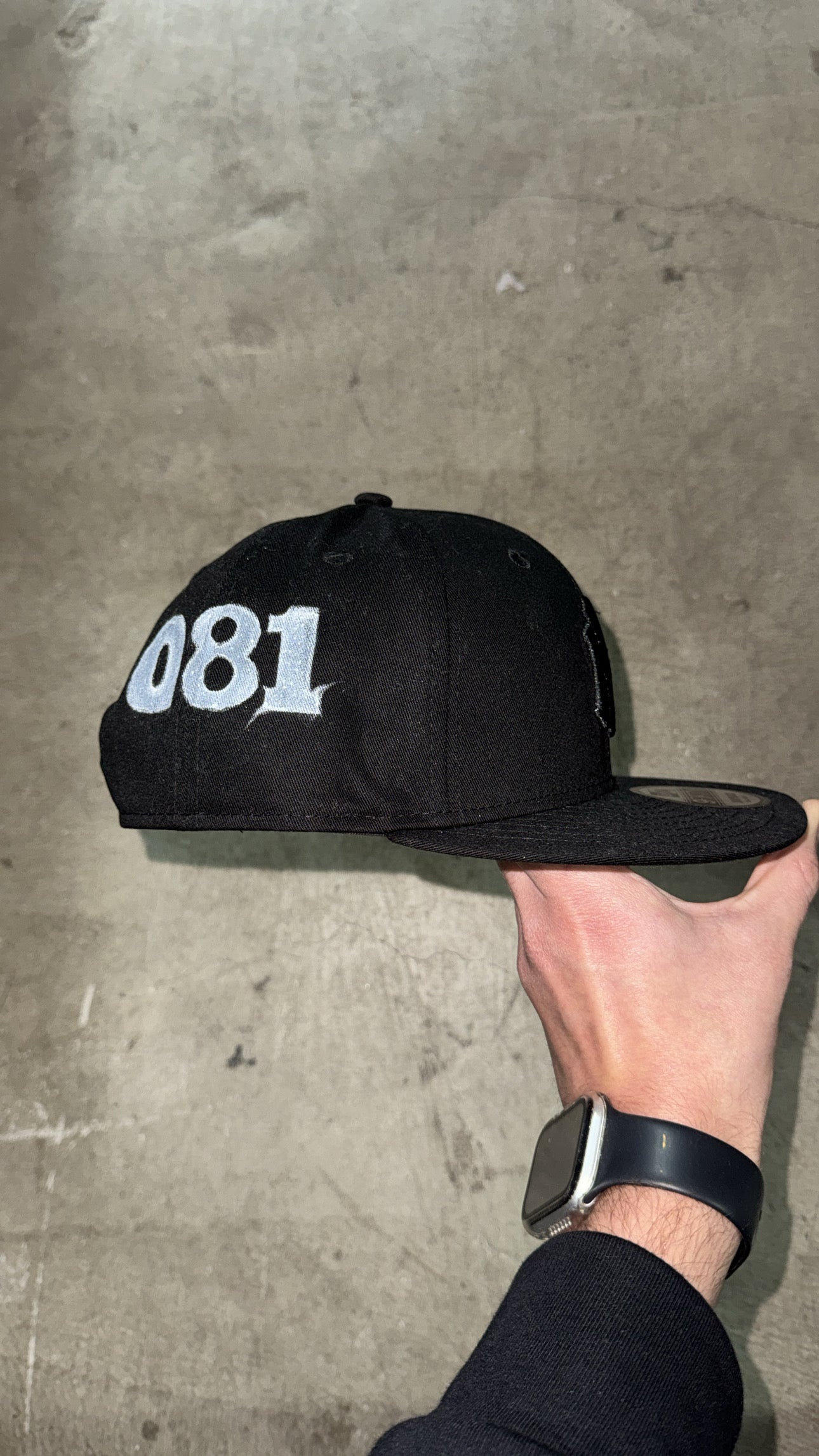 NEW ERA CUSTOM Cappello Visiera Piatta NY x Napoli Con Dettagli Cuciti e verniciati Nero/Bianco