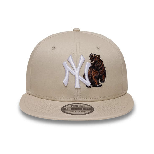 NEW ERA Cappello con visiera 9 FIFTY Fitted New York Yankees Beige Con Logo E Dettagli Ricamato