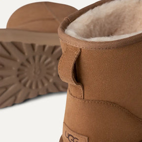 UGG Stivali Classic Mini Platform Marrone