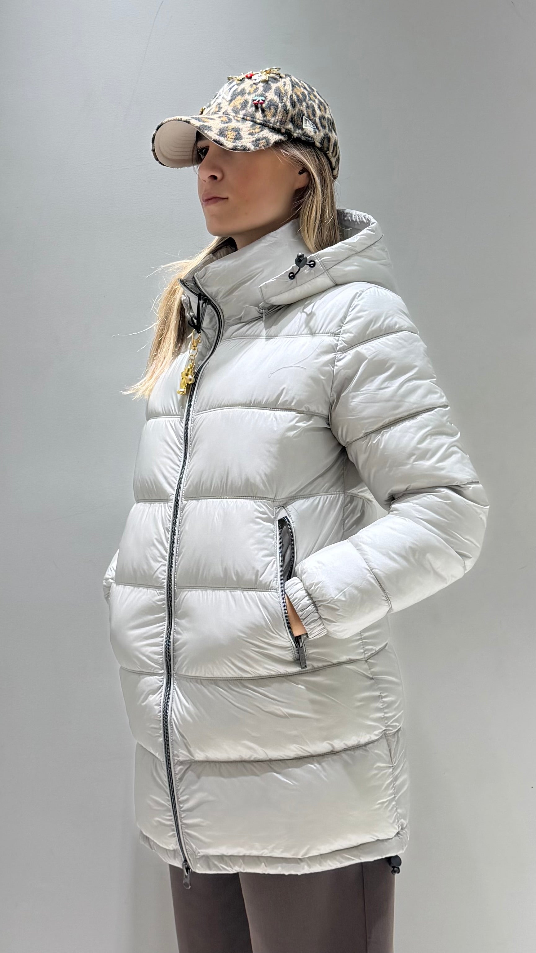 TREZ DONNA GIUBBOTTO FASCIATO LUNGO GRIGIO CHIARO