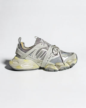 Adidas XLG Runner Deluxe