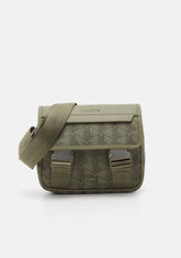 LACOSTE Borsello a Tracolla Monogram Verde Militare