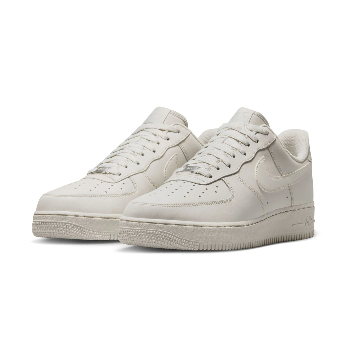 NIKE Air force 1 “Light Bone”