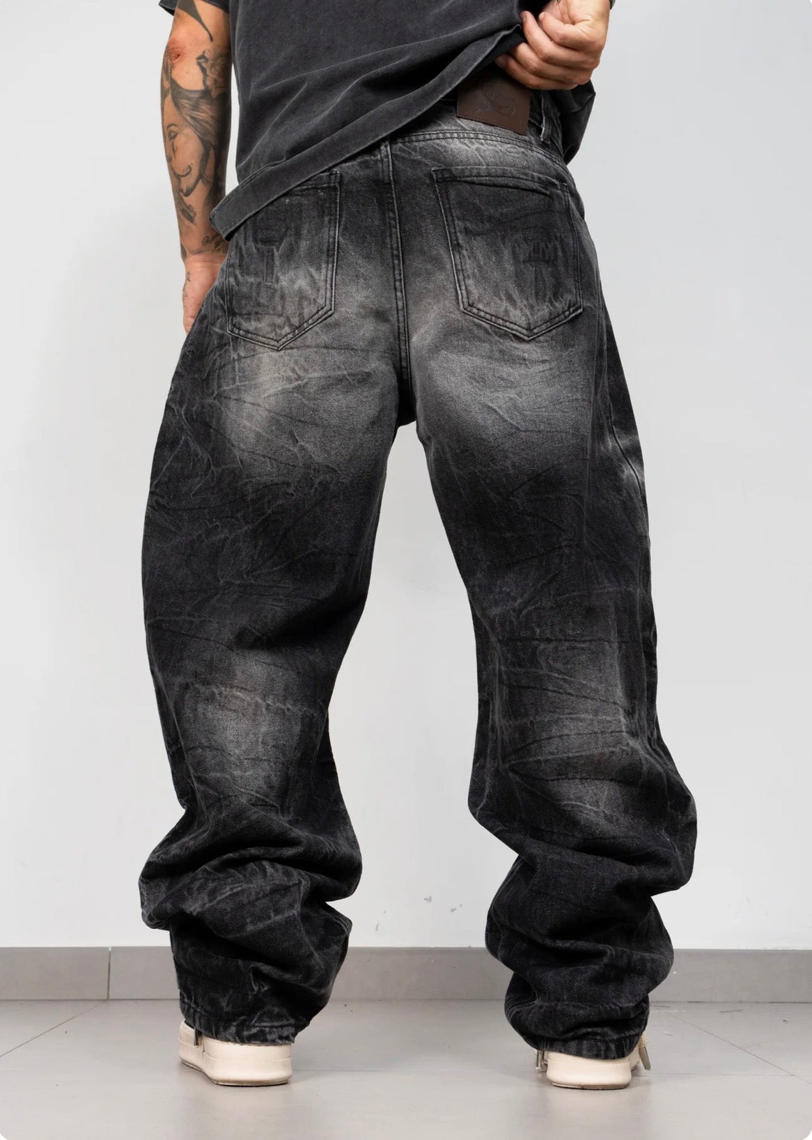 PRESENT DAY Jeans Balloon Titan Nero Denim