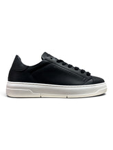 BRIAN MILLS Sneaker In Pelle Nera Suola Bianca