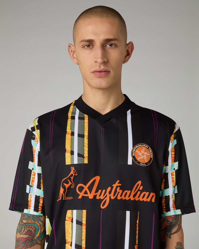 AUSTRALIAN Completino Mod. Soccer T-Shirt e Pantaloncino Nero Dettagli Arancio/Verde SS26