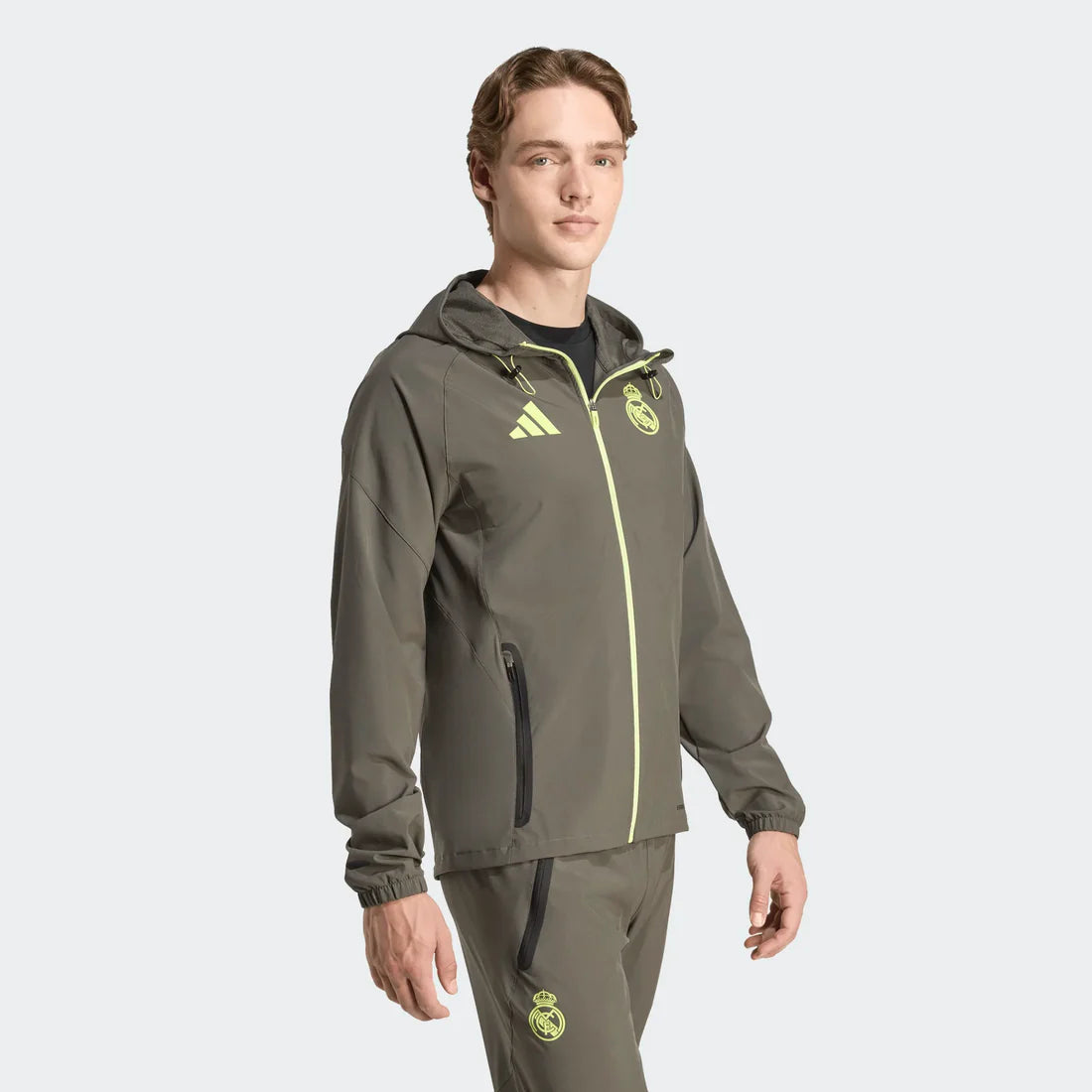 ADIDAS Tuta Real Madrid Leggera In Microfibra Zip e Cappuccio Verde Militare/Fluo